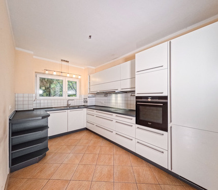 Küche m. möglichem Essplatz - 4- Zimmerwohnung mit 94,43 m&sup2; in Berlin zum Kaufen