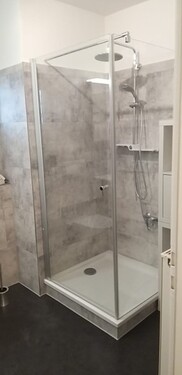 Bad Duschkabine - 3- Zimmerwohnung in Nackenheim
