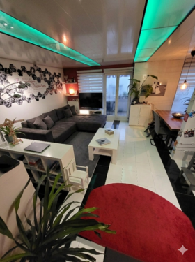 Wohnzimmer - 3- Zimmerwohnung zum Kaufen in Nackenheim