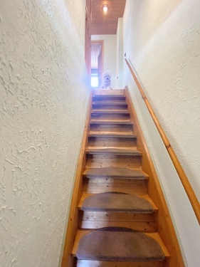 FB1D9549-C662-4E31-8584-08511C4C1878 - 