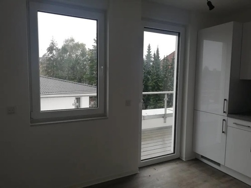 5 - Schöne Wohnung mit Einbauküche und Balkon