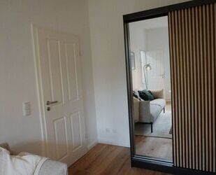 Attraktive 1-Zimmer-Wohnung ganz in der Nähe der Universität Heidelberg, nur 2–3 Gehminuten entfernt