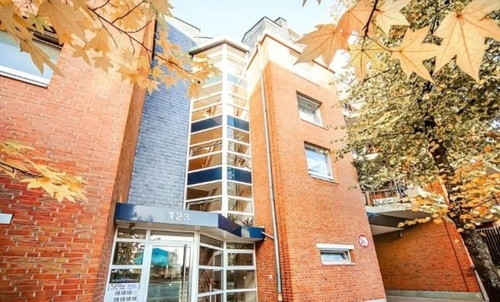 3 - 2- Zimmerwohnung in Köln