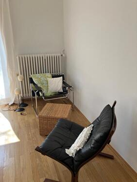 DD8CD6A4-70EE-4CF0-92E2-9DE46CA59D78 - 1- Zimmer in München