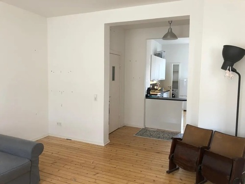 1 - Sehr schöne, helle 3 zimmer Wohnung mit Balkon