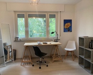 WG-Zimmer in 3-er WG, S-Mitte hinter Liederhalle - Stuttgart