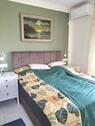 Bedroom 1 - 
