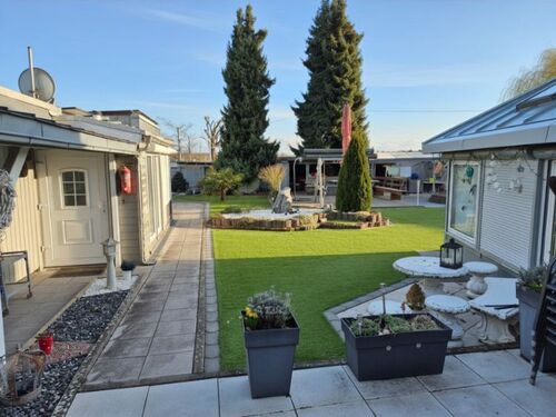 2-Blick von der Terrasse - 7 Zimmer Ferienhaus in Hungen