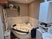 5-modernes Bad mit Whirlwanne - 