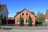 1 Haus Ost - Mehrgenerationenhaus & Mehrfamilienhaus in Northeim OT