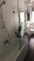 Bad mit Duschwand - 
