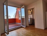 Dachgeschss6 - 3- Zimmerwohnung mit 75,00 m&sup2; in Wiesbaden zur Miete