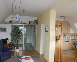 Charmante 2,5 Zimmer DG-Wohnung - Überlingen