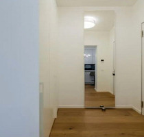 Moderne Wohlfühloase: Helle 2-Zimmer-Wohnung mit Balkon und Aufzug in Leverkusen