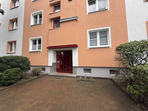 Eingang - 4 Zimmer Etagenwohnung zum Kaufen in Neubrandenburg / Neubrandenburg Ost