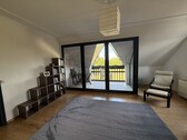 Schlafzimmer mit Loggia - 