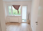 Wohnzimmer - Etagenwohnung mit 60,30 m&sup2; in Cölpin zum Kaufen