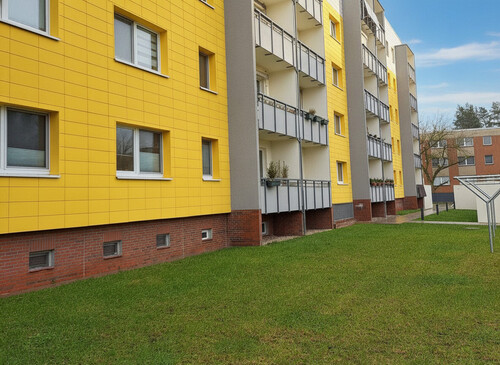 Balkone - 3 Zimmer Etagenwohnung zum Kaufen in Cölpin