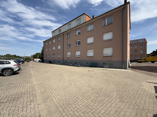 Rückseite - 3 Zimmer Etagenwohnung zum Kaufen in Neustrelitz