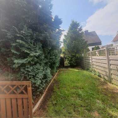 Diekholzen Garten 1-vorne - 8 Zimmer Einfamilienhaus zum Kaufen in Diekholzen