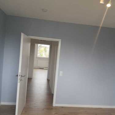 3.OG-links. Neu Blauzimmer. - 