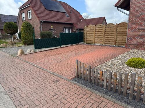 2 PKW Einstellplätze 1.1 - 