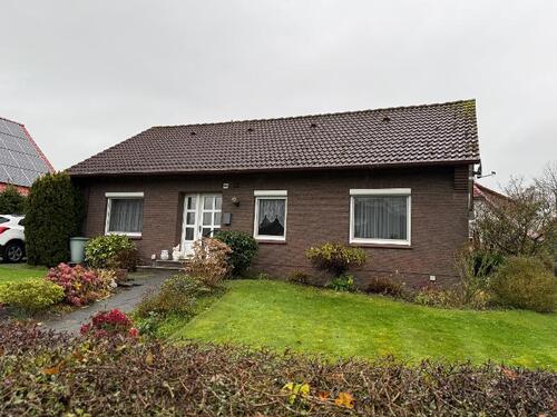 Westen - 3 Zimmer Einfamilienhaus zum Kaufen in Osteel