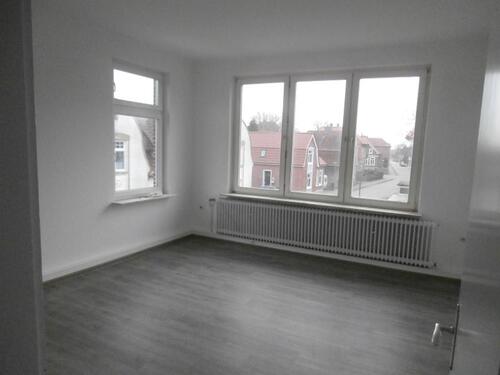 Zimmer 2 - 4 Zimmer Etagenwohnung in Norden