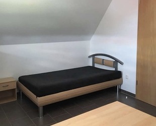 WG-Zimmer in einer 5er-WG mit 3 Bädern in Weidenbach
