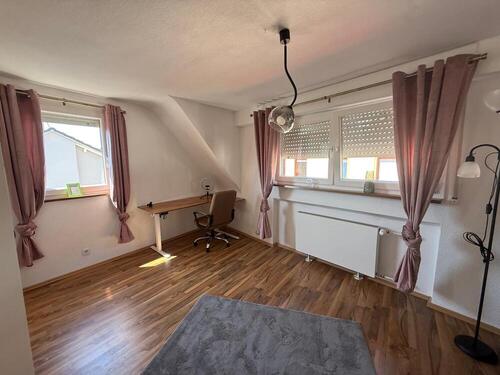 3 EG Zimmer 1.2 - Viel mehr als eine WG, Luxus WG Zimmer in Karlsruhe-Grötzingen