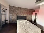 4 EG Zimmer 3 - 