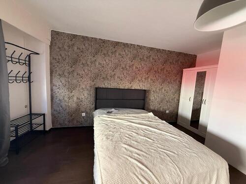 4 EG Zimmer 3 - 