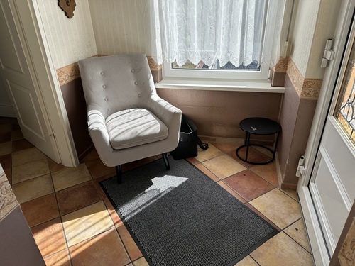 Flur - Möbliertes Zimmer in Altbau-WG mit Kamin & Wintergarten 