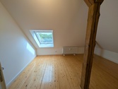 Dachgeschosszimmer - andere zur Miete in Magdeburg