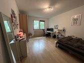 Bild 1 - Last-Minute: Riesiges 21m² Zimmer in Bessungen direkt an der Orangerie frei zum 01.08.!
