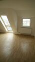 2 Dachfenster 2 - Zimmer in 4er WG Zentral Dachgeschoss WG-Zimmer 23 m² befristest / Probewohnen für 6 Monate.