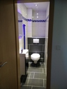 12 Gäste WC Flur - 