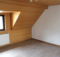 Aschaffenburg Damm - 2 ZKB mit Balkon zu vermieten
