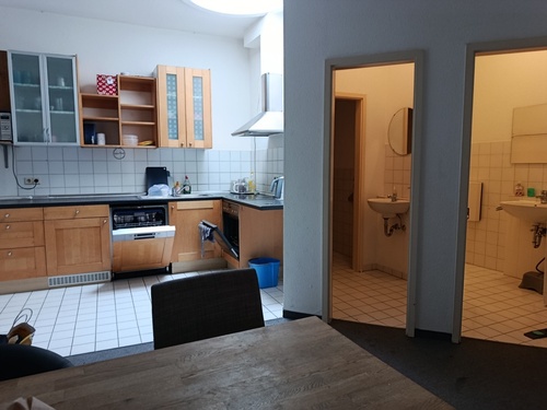 1 - 2 große WG-Zimmer in 80,59 m² Wohnung für Studenten – naturnah & nur 11 km zur Uni