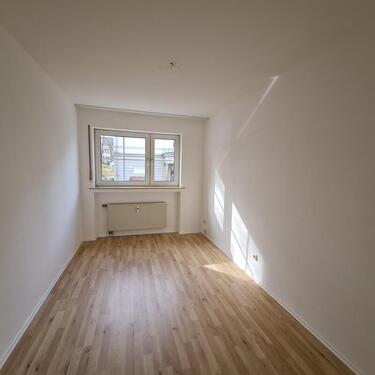 Schlafen 2 - 3- Zimmerwohnung mit 81,00 m&sup2; in Lüdenscheid zur Miete