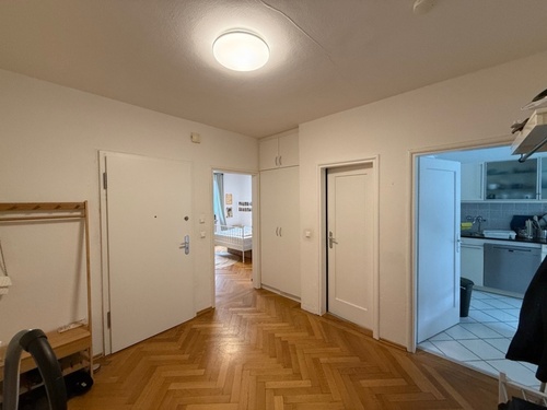 Flur - 1- Zimmer mit 16,28 m&sup2; in München zur Miete