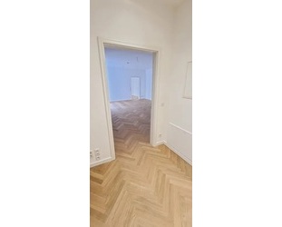 sehr gepflegte 2-Zimmer-Wohnung mit Balkon - Neu Wulmstorf