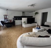 Willst du dir eine 100m2 Traumwohnung mit mir teilen? - Planegg