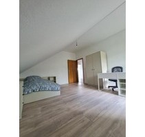 Ein Gemütliches und neu renoviertes WG-Zimmer in Marburg-Wehrda