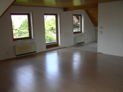 WZ 1 inserieren - 71120 Grafenau : attraktive, charmante und sonnige 5 Zimmer-Maisonette DG-Wohnung mit vielen Möglich