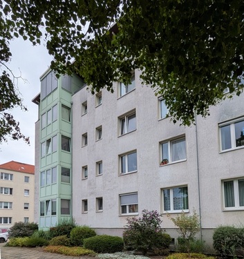 Straßenansicht-2 - 