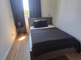 WG-WHG-Zimmer06 - 