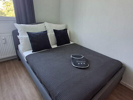 WG-WHG-Zimmer08 - 