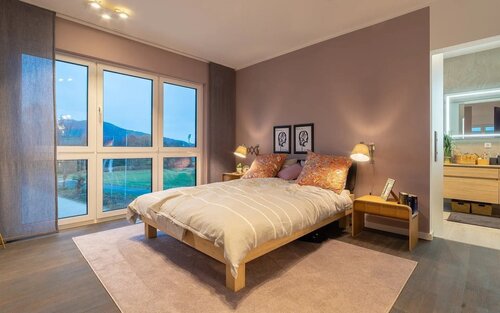 Schlafzimmer mit Panoramablick - 5 Zimmer Einfamilienhaus in Rüsselsheim am Main
