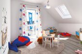 Kinderzimmer mit Dachfenster - 